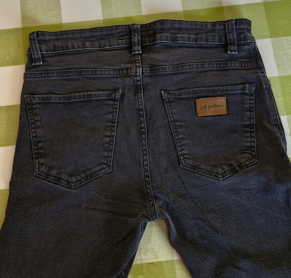 Jeans, Just junkies, str. 32