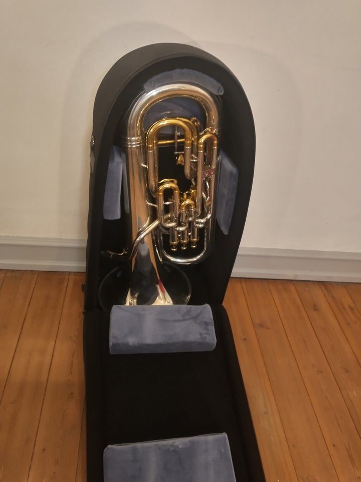 Euphonium, Adams Trolley