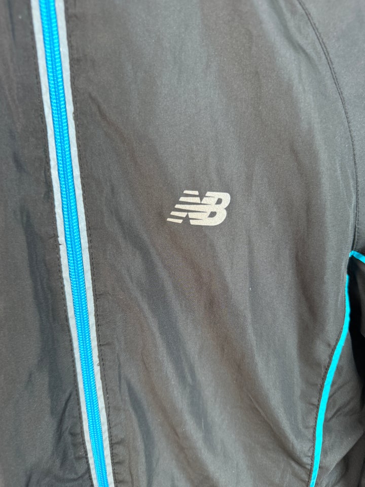 Løbetøj, New Balance løbejakke -