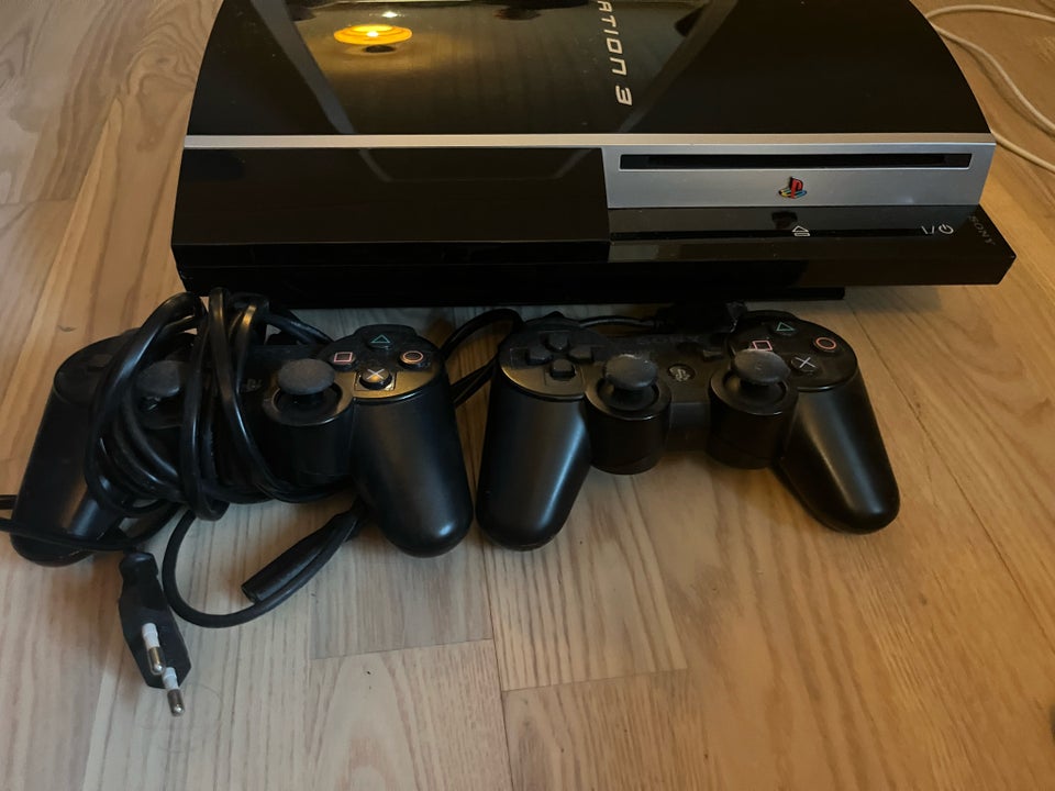 Playstation 3, Sony PS3 60 GB, God