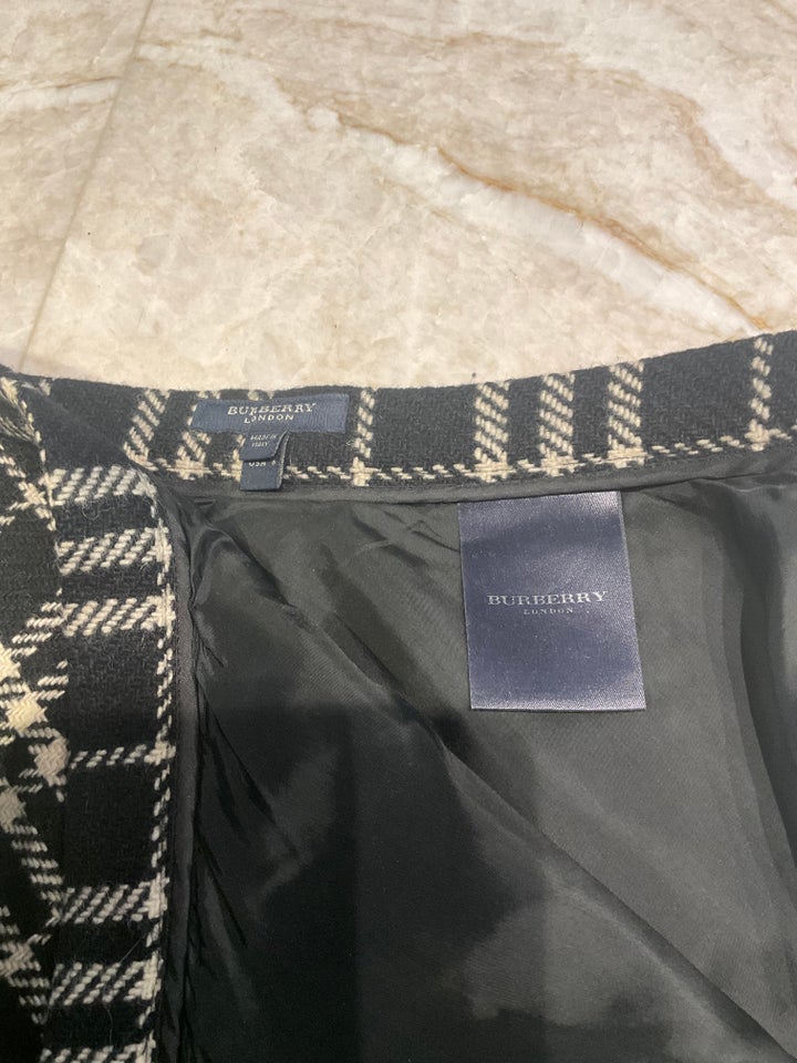 Nederdel, str. 36, Burberry