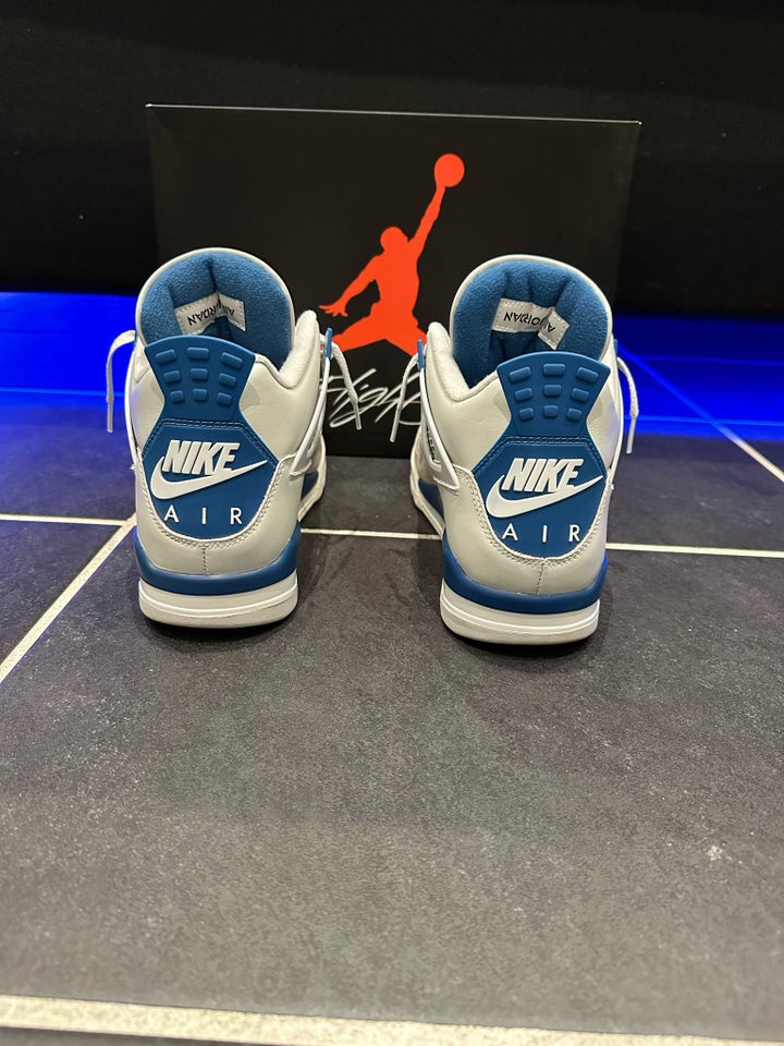 Sneakers, Nike/Jordan, str. 44