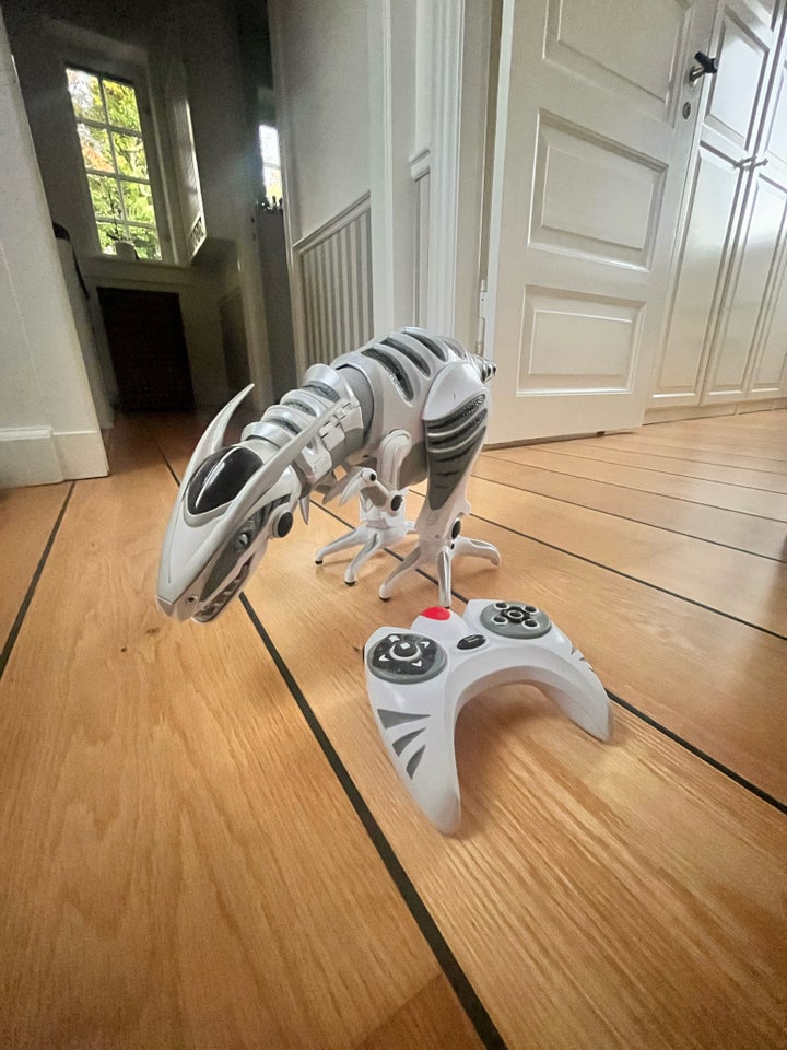 Robot, Roboraptor X, WowWee