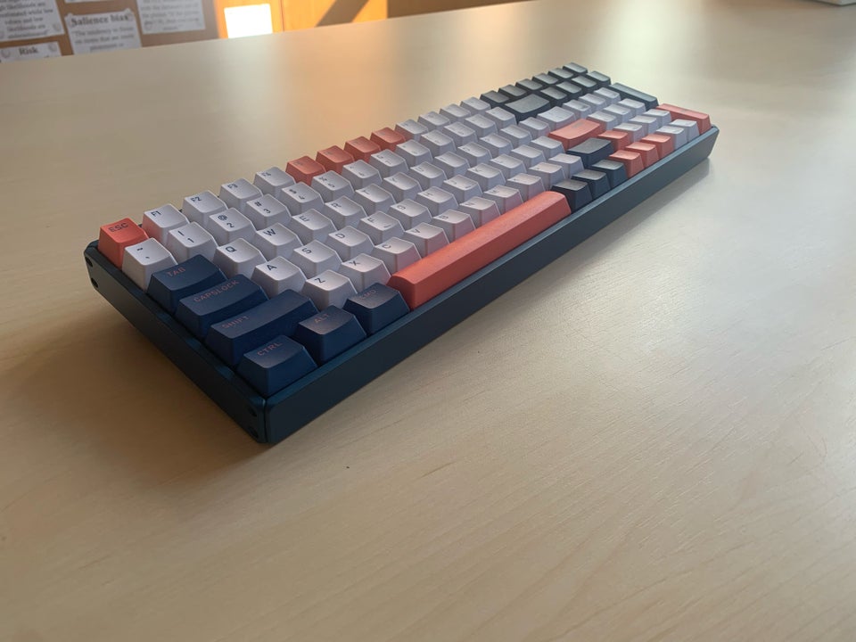 Tastatur trådløs Iqunix