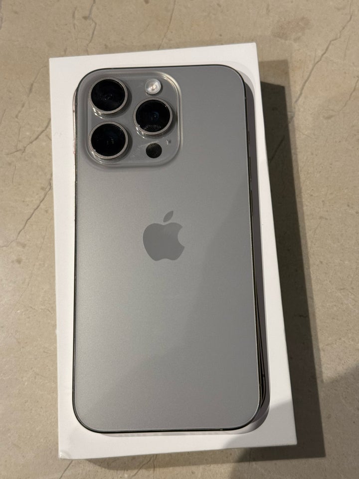 iPhone 15 Pro, 256 GB, aluminium