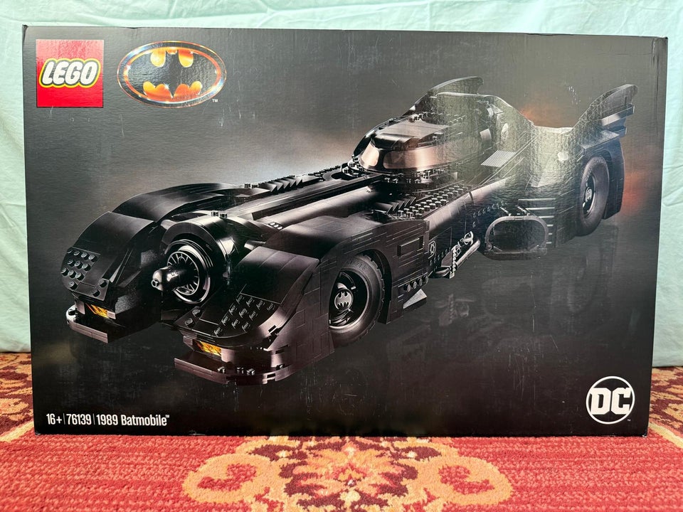 Lego Technic, 1989 Batmobile 76139