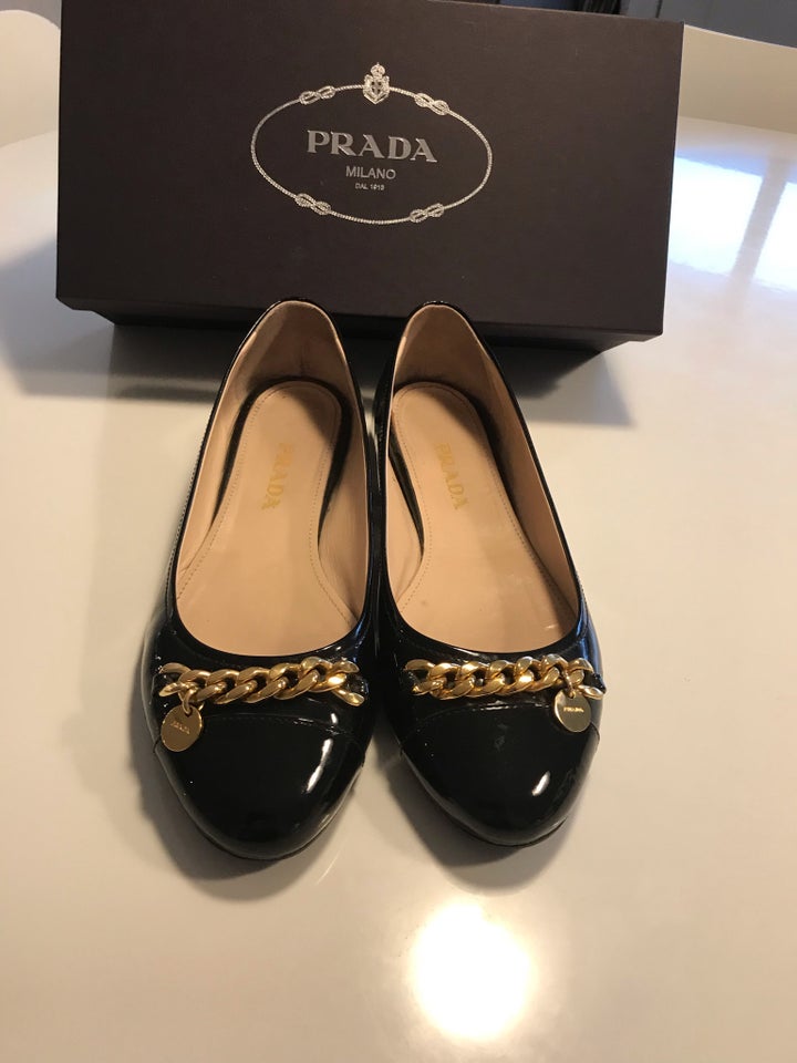 Ballerinasko, str. 39, Prada