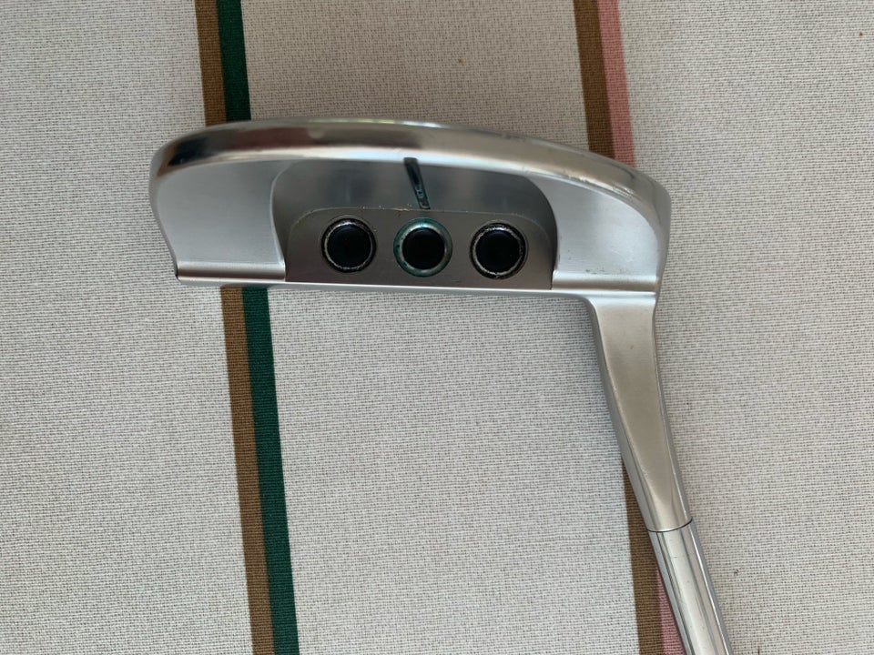 Stål putter Scotty Cameron Golo 3