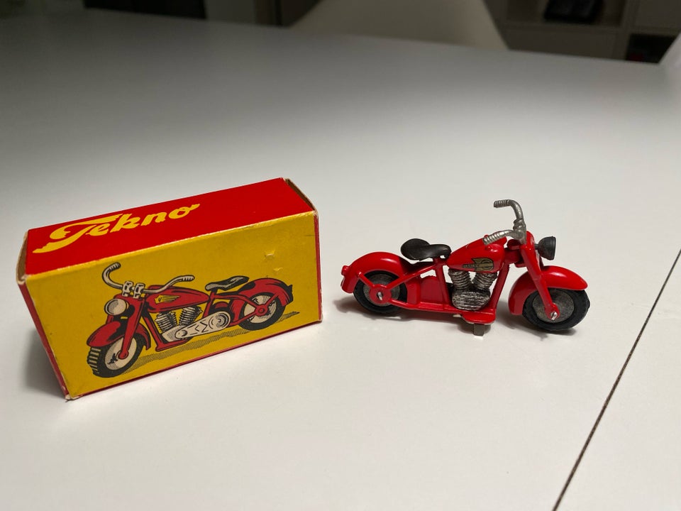 Modelmotorcykel, Tekno