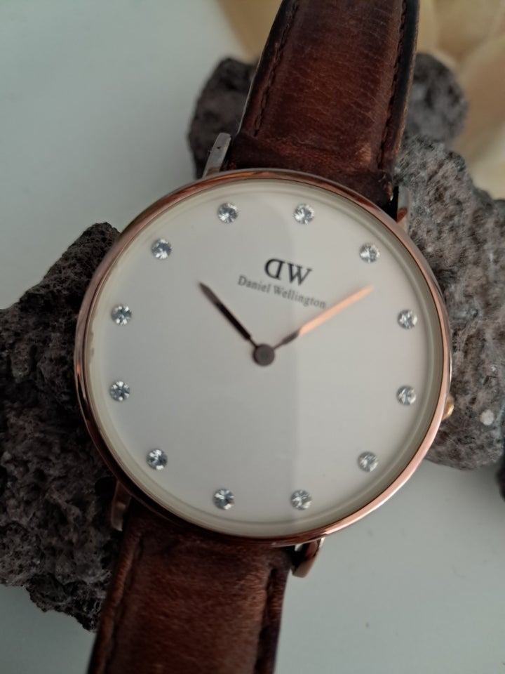 Dameur, Daniel Wellington