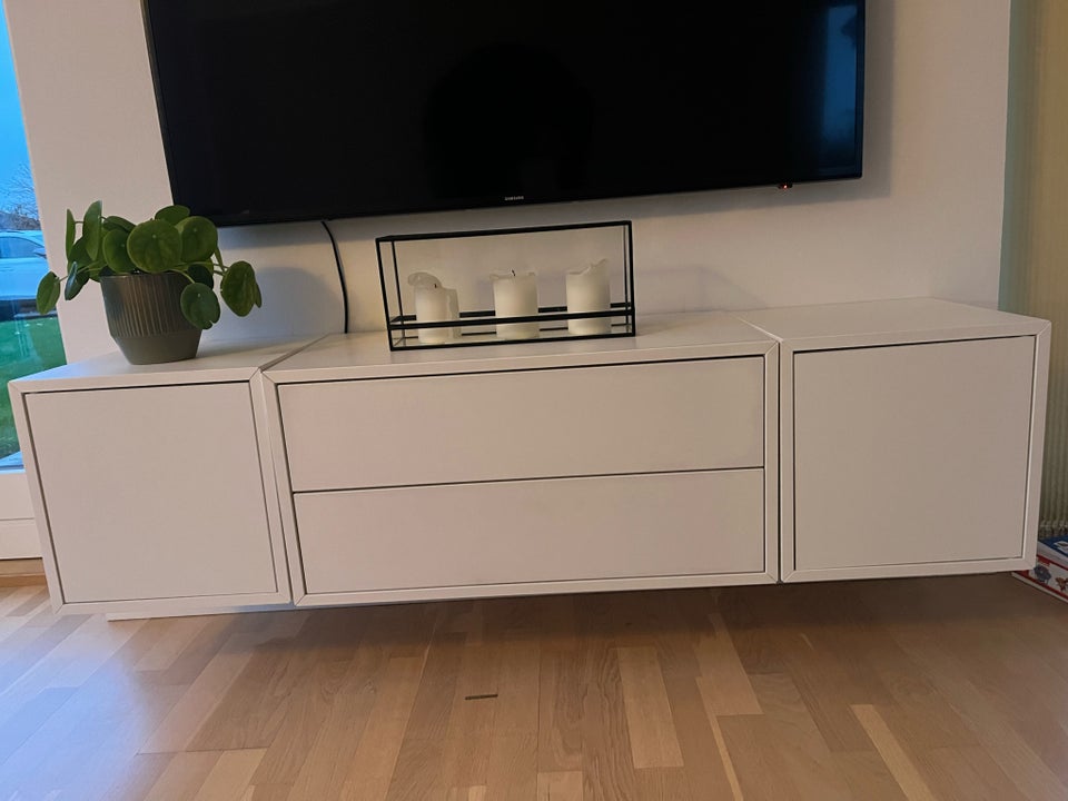 Tvreol, Ikea