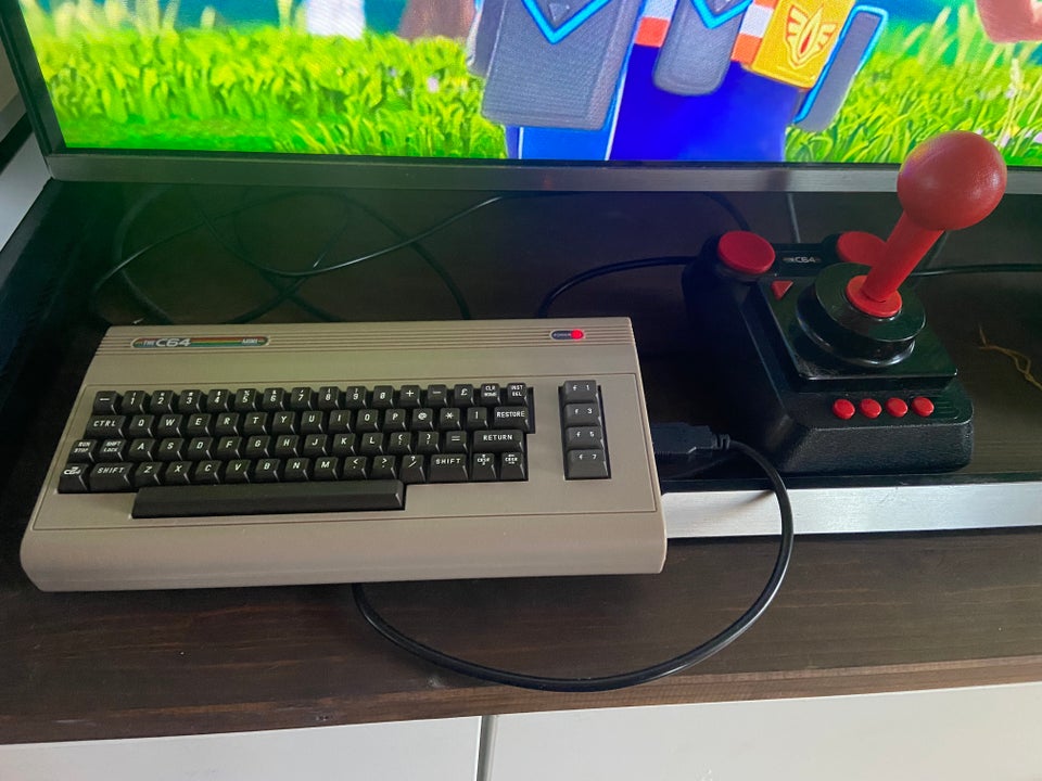 Commodore 64 mini spillekonsol