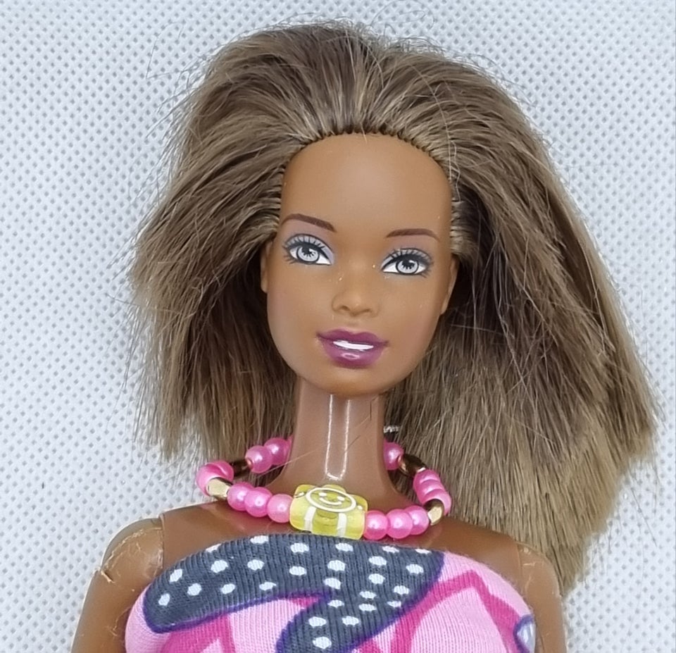 Barbie, Dukke