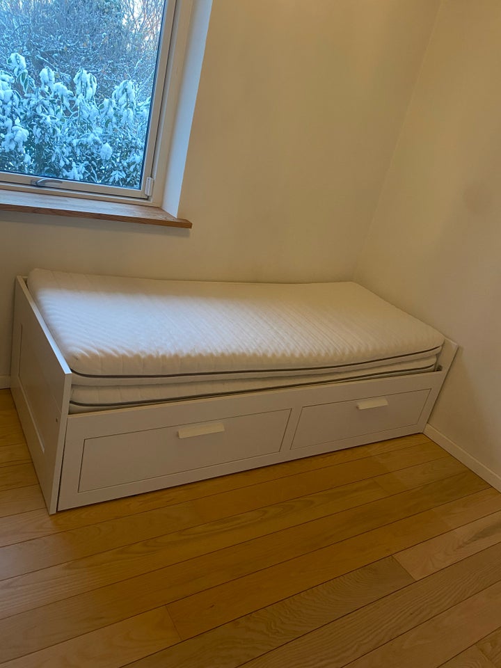 Andet, Ikea Brimnes, b: 87 l: 210 h: