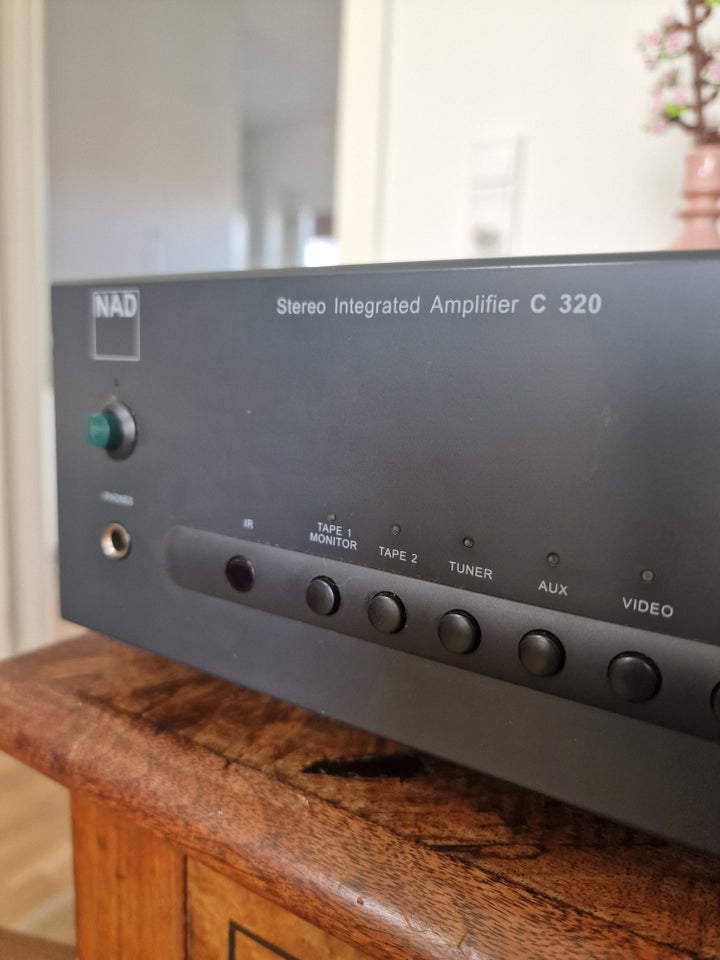 Receiver Nad C 320