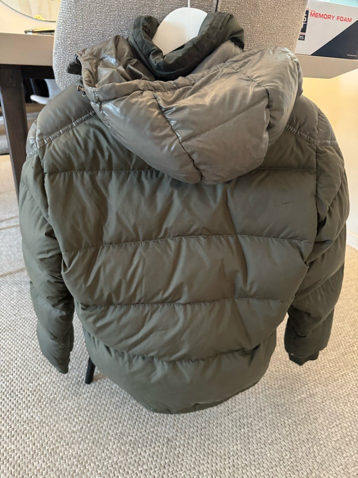 Dynejakke, str. XS, Moncler