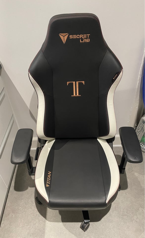 Andet, Secretlab titan 2020