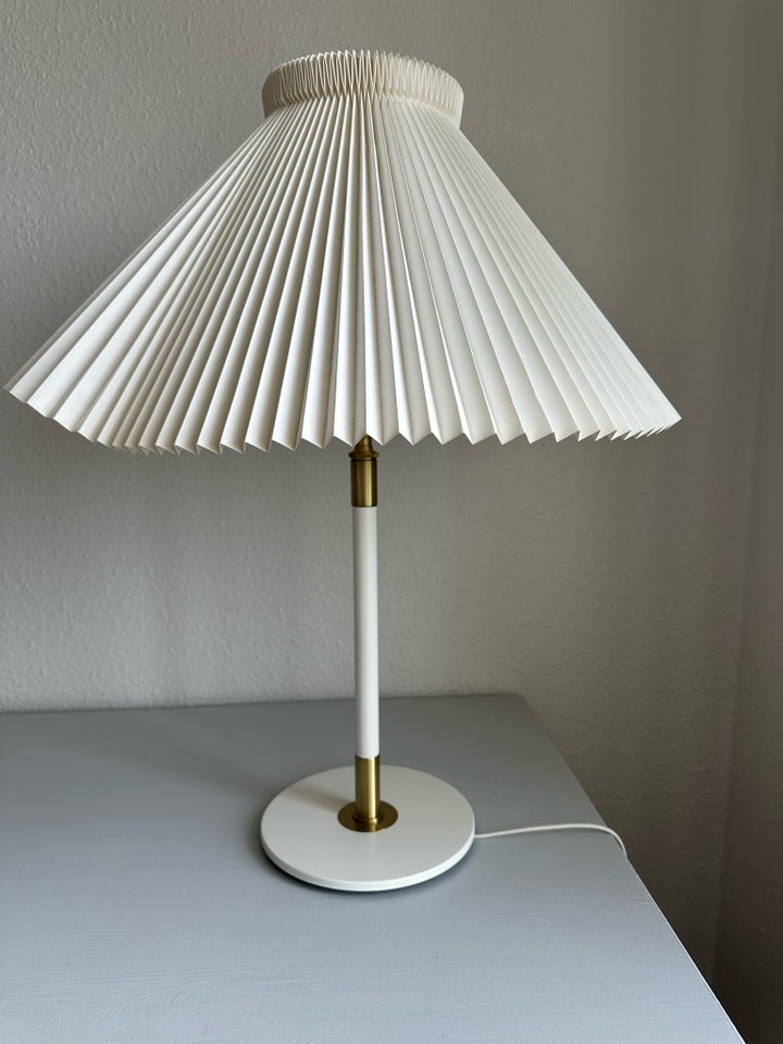 Arkitektlampe, Le Klint Bordlampe