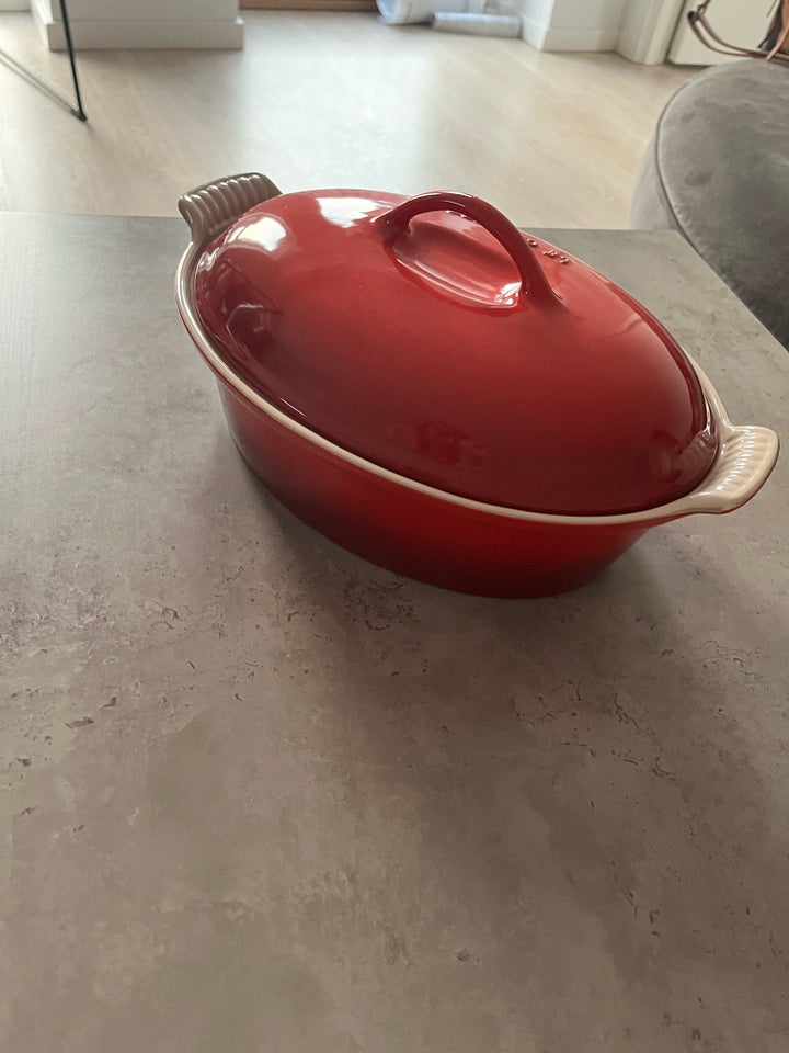 Stegeso  Le creuset