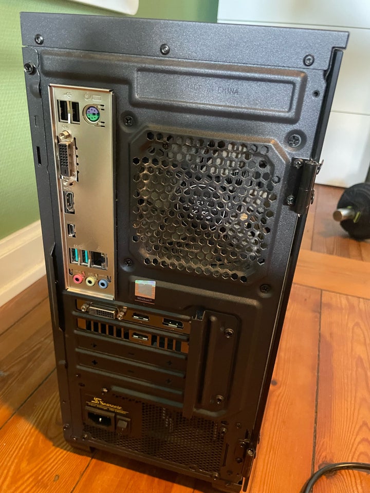 Intel Gaming pc 24 Ghz