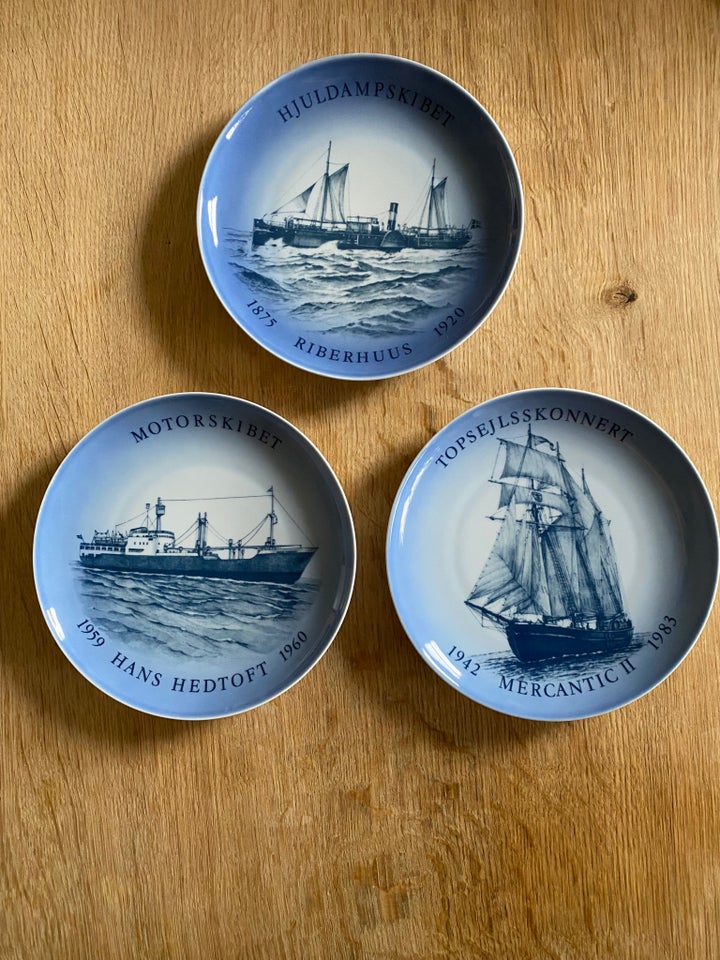 12 stk danske marine platter B  G