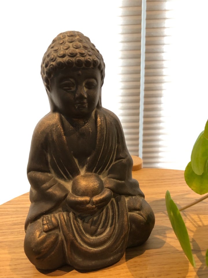 Buddha figur