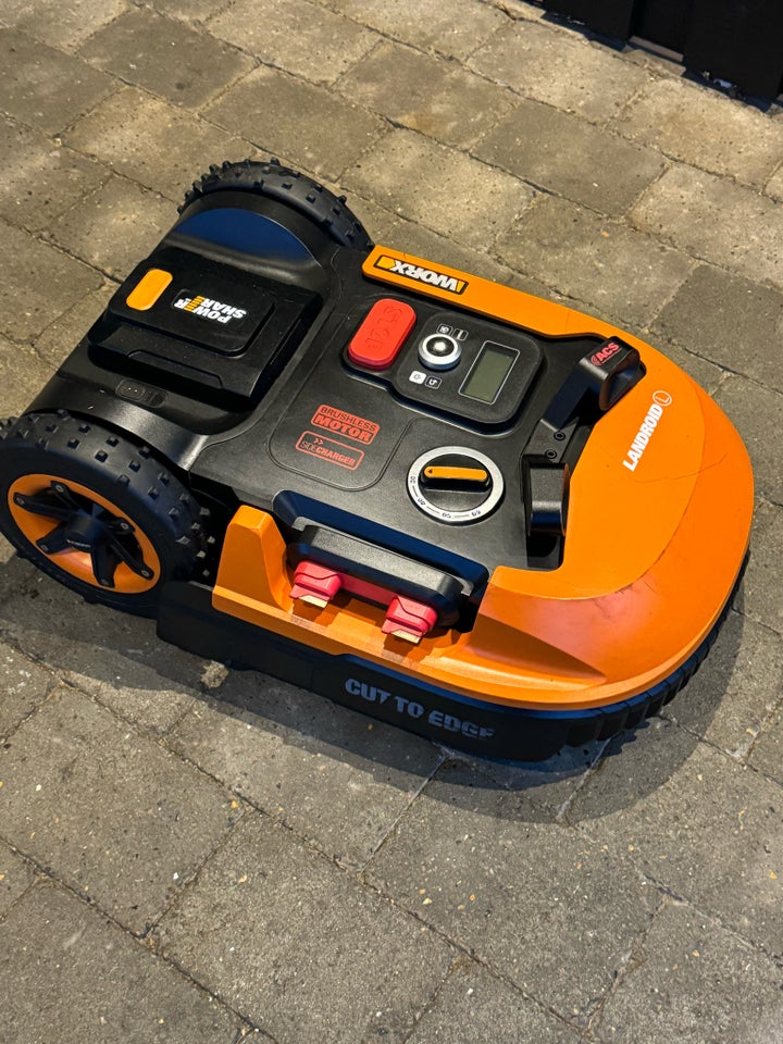 Robotplæneklipper, Worx