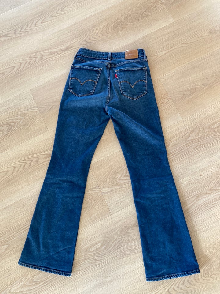 Jeans, Levis, str. 27