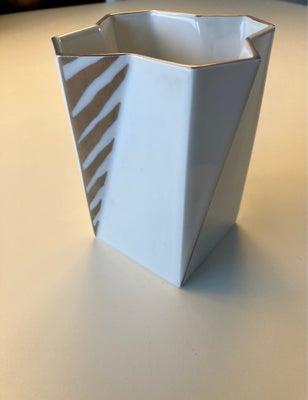 Porcelæn Vase Futura Bing