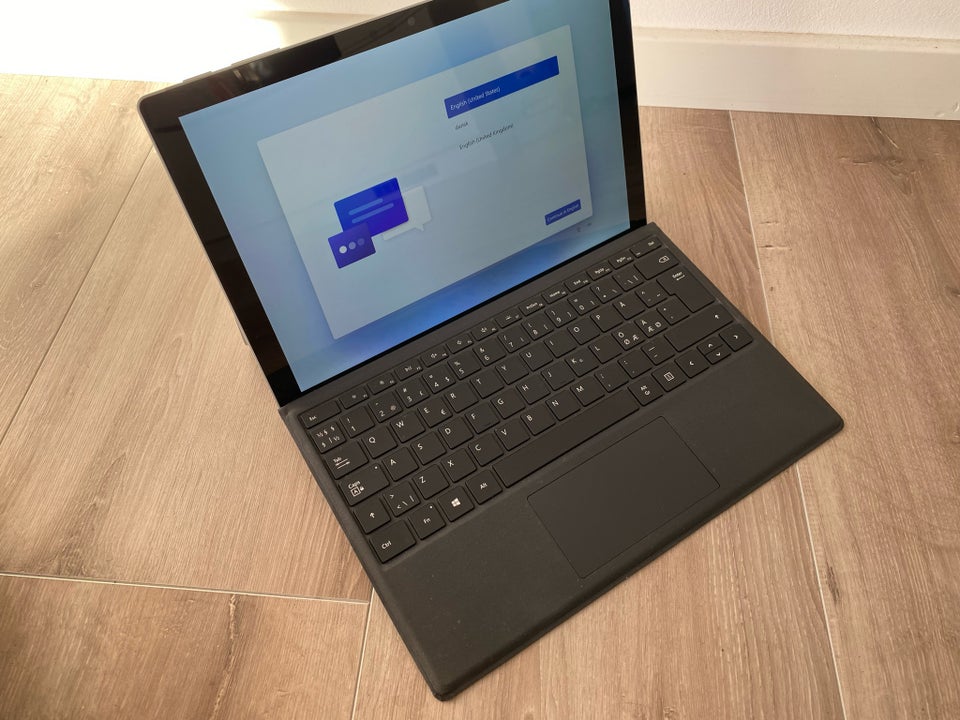 Microsoft Surface pro 5 , 2.1 GHz, 4