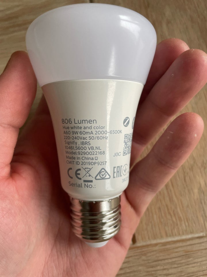 E27 Pære, Philips Hue