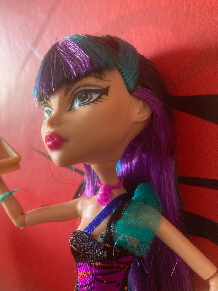 Barbie, Monster High Creepateria