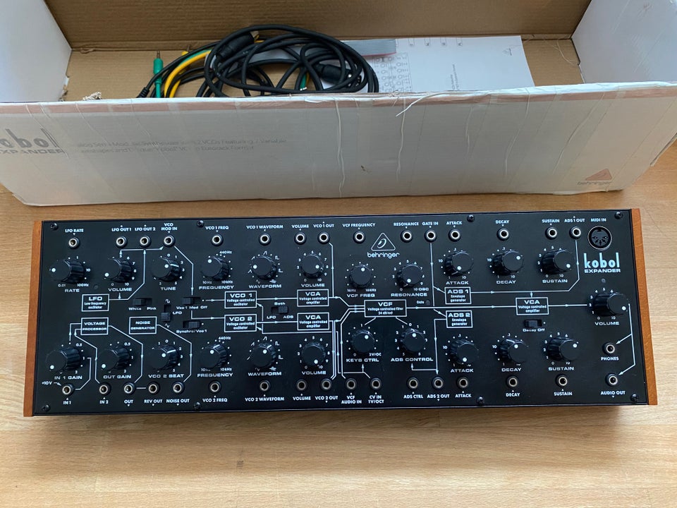 Synthesizer, Behringer Kobol