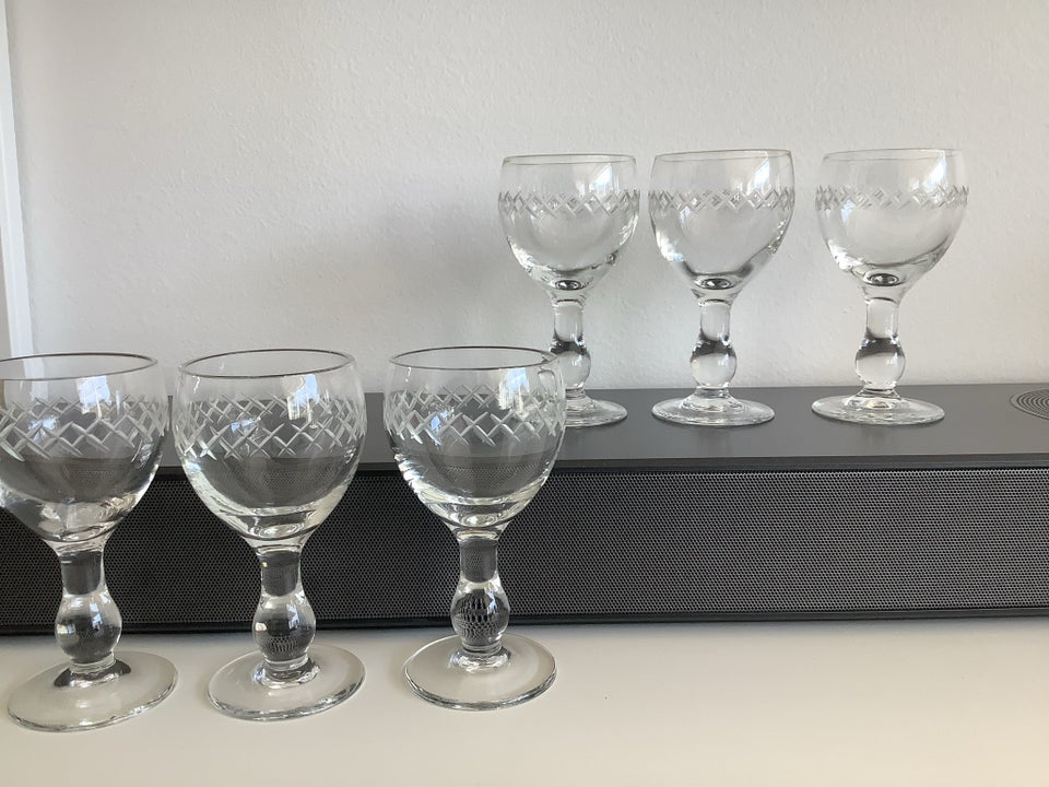 Glas, Krydsslebne portvinsglas,