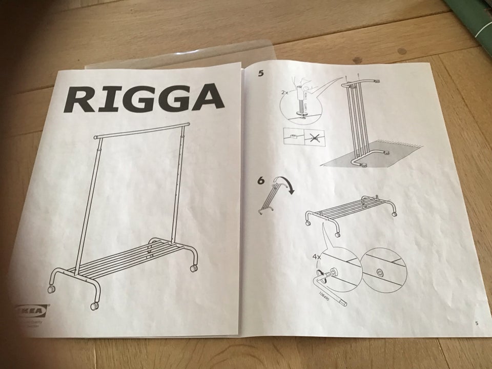 Tøjstativ på hjul, Rigga