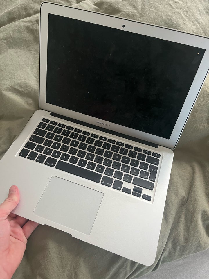 MacBook Air, 2015, 1,6 Intel Core i5