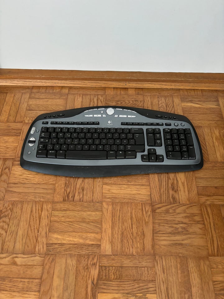 Tastatur Logitech Rimelig