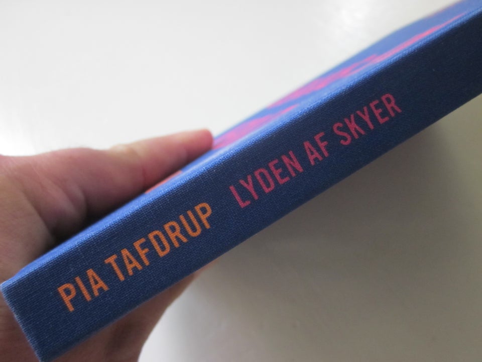 Lyden af skyer, Pia Tafdrup, genre: