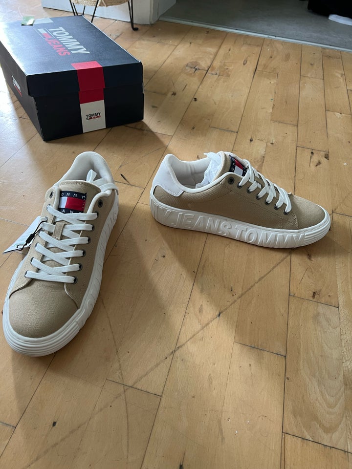 Sneakers str 40 Tommy Jeans