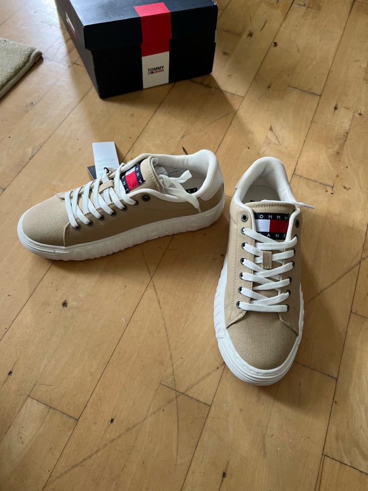 Sneakers str 40 Tommy Jeans