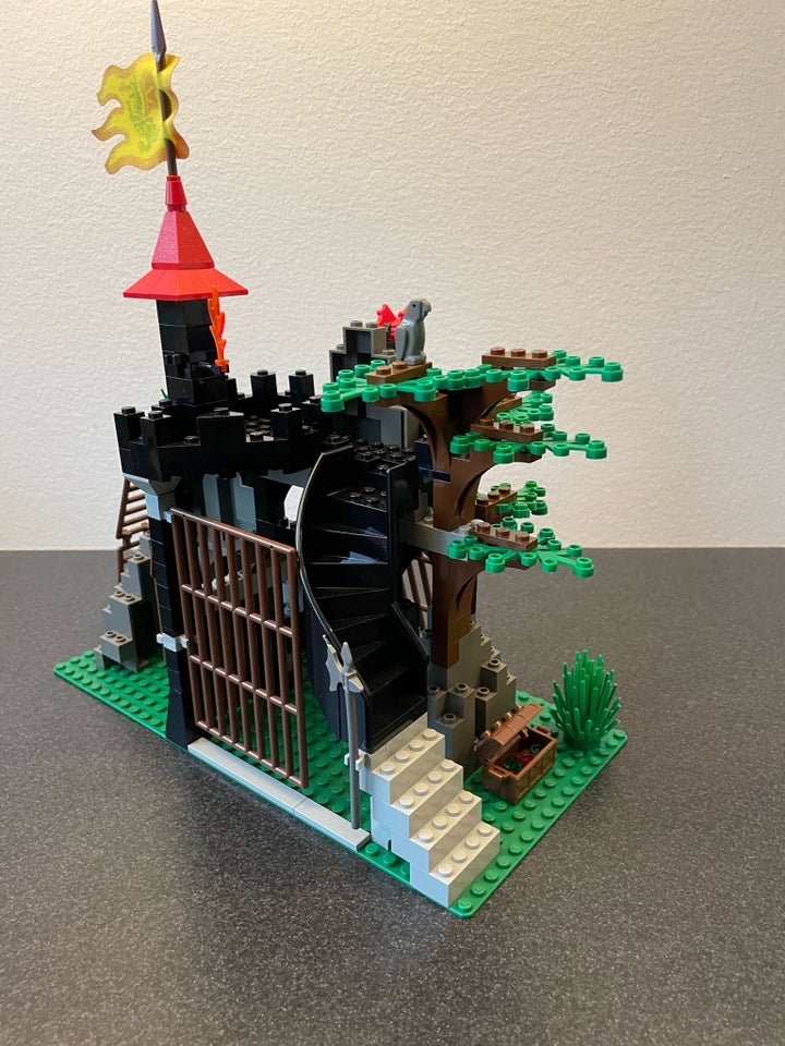 Lego Castle, 6076