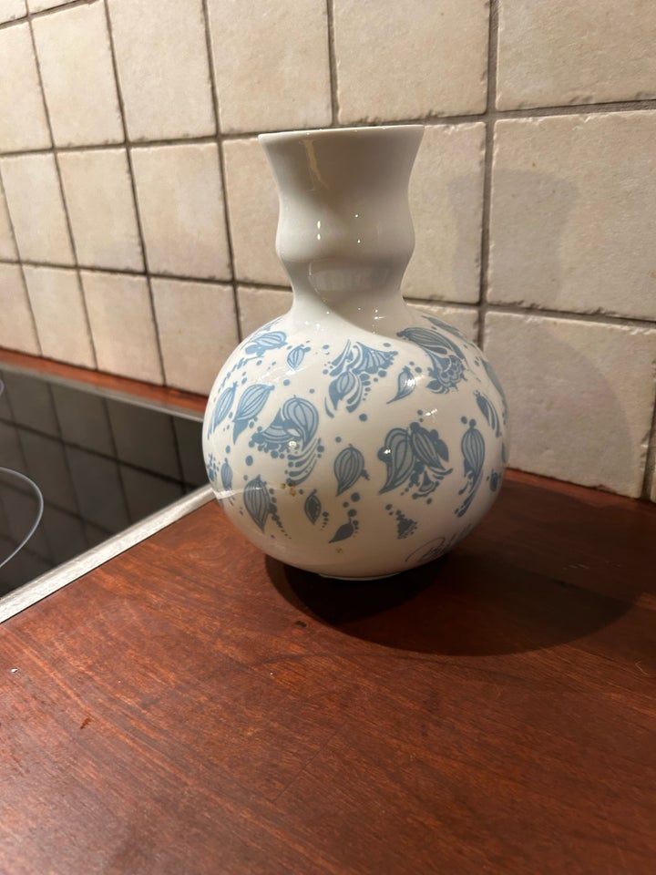 Porcelæn, Bjørn wiinblad vase