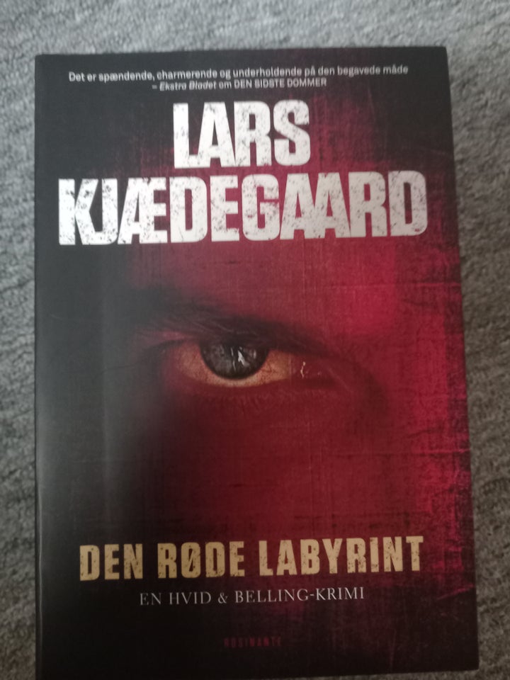 Den røde labyrint, Lars