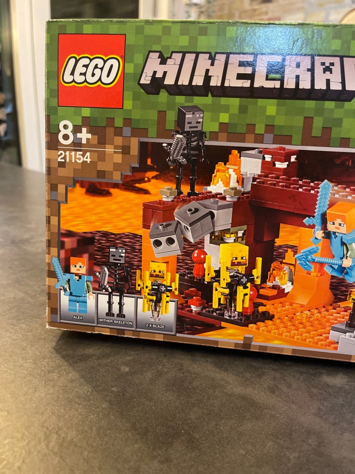 Lego Minecraft, 21154