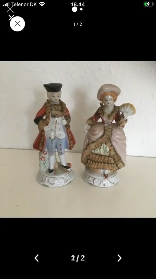 2 gl figurer i porcelæn med stof