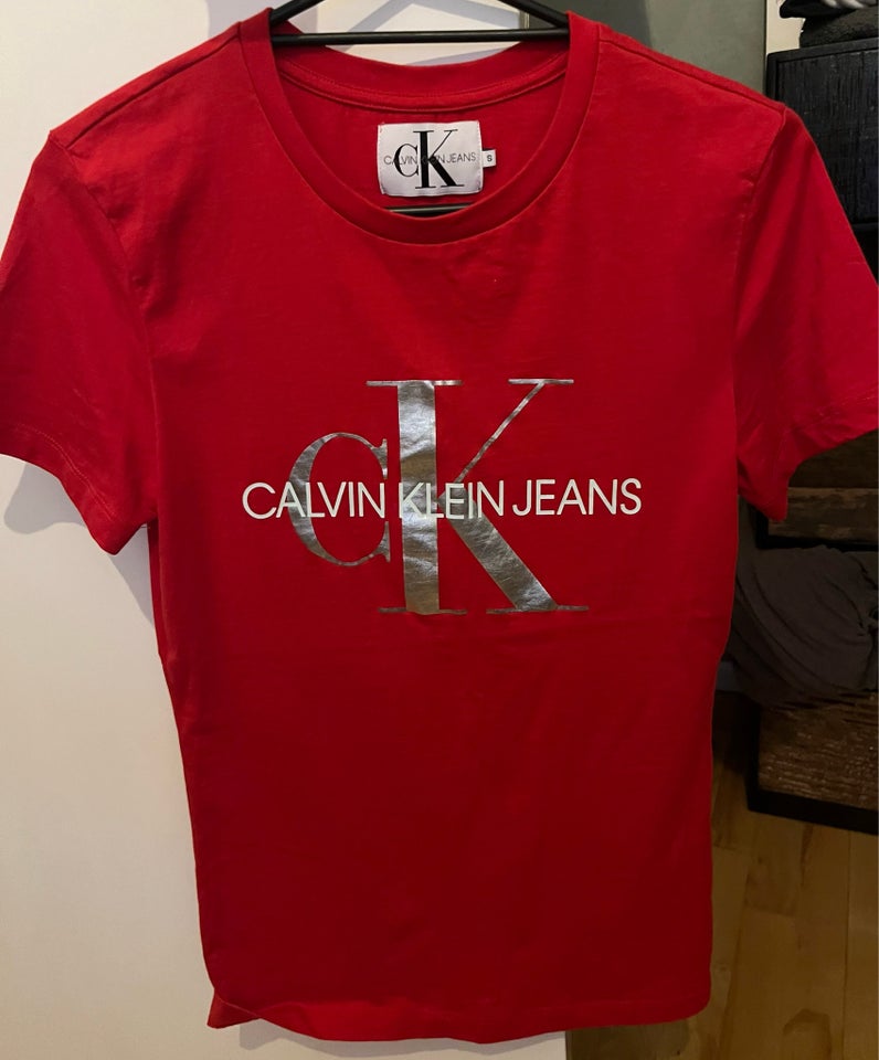 T-shirt, Calvin Klein, str. 36