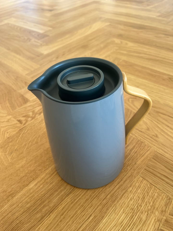 Thekande, Stelton