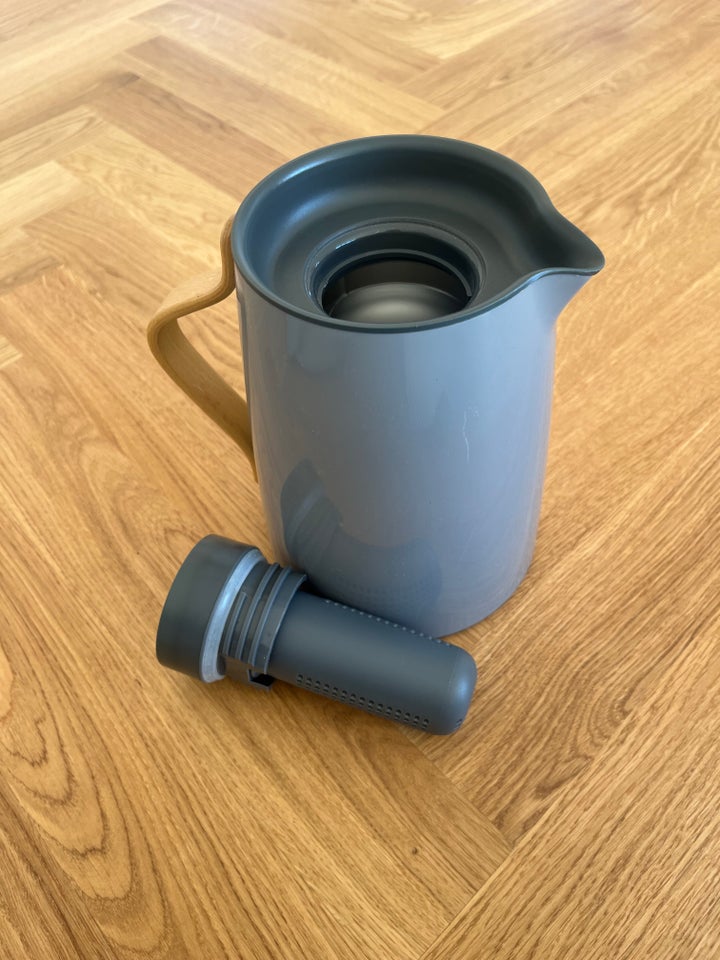 Thekande, Stelton