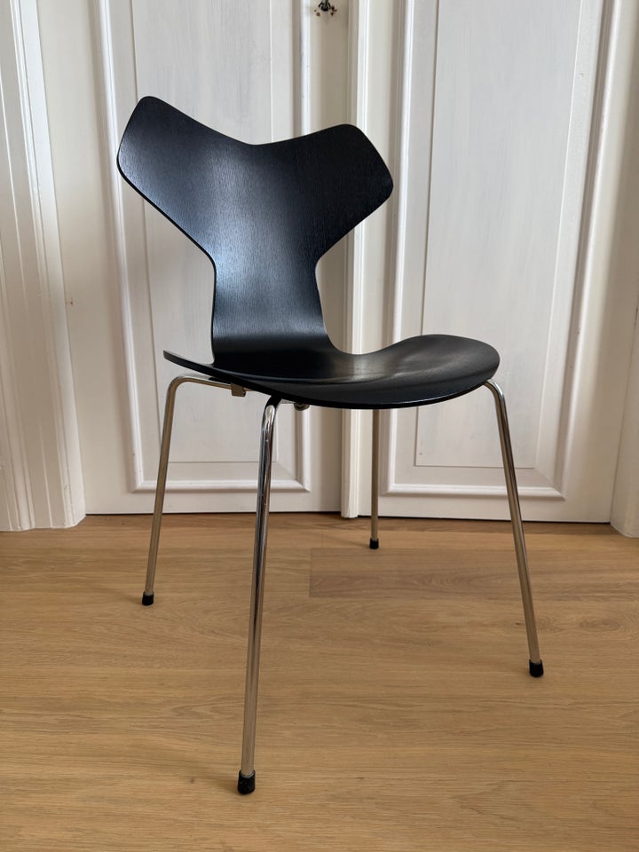 Arne Jacobsen, stol