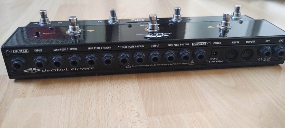 Decibel Eleven Switch Dr MIDI